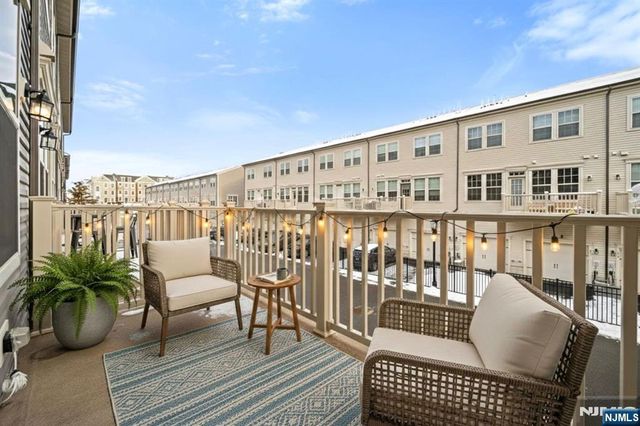 30 Arnold Drive, Wood Ridge, NJ 07075