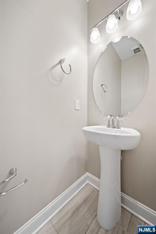 30 Arnold Drive, Wood Ridge, NJ 07075