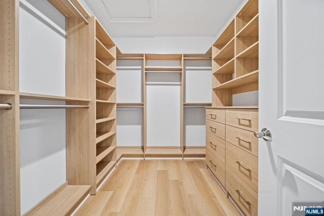 30 Arnold Drive, Wood Ridge, NJ 07075