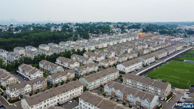 30 Arnold Drive, Wood Ridge, NJ 07075