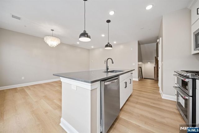 30 Arnold Drive, Wood Ridge, NJ 07075