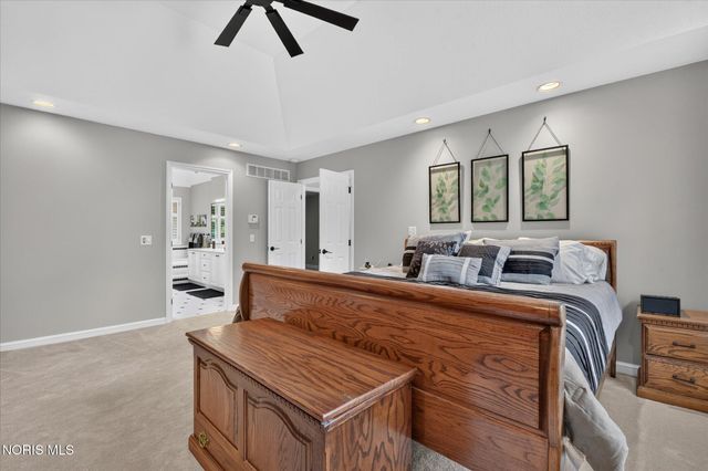 11344 Monclova Road, Monclova, OH 43542