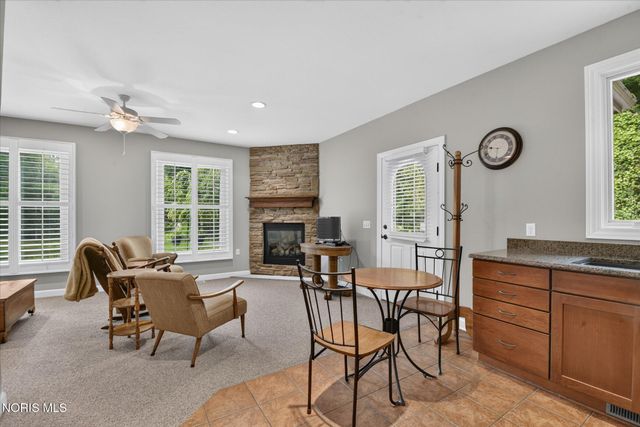 11344 Monclova Road, Monclova, OH 43542
