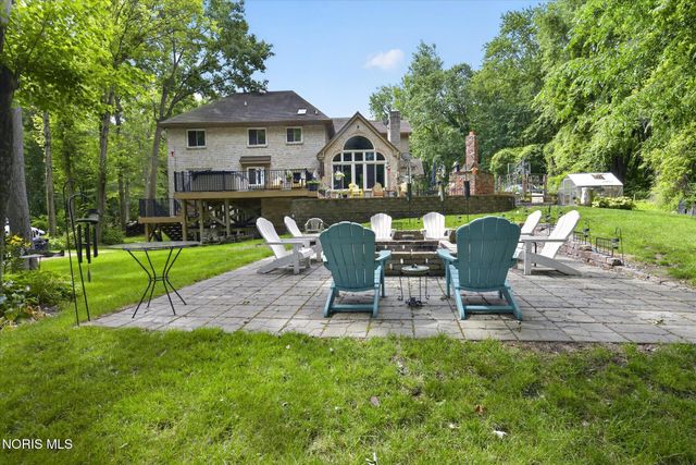 11344 Monclova Road, Monclova, OH 43542
