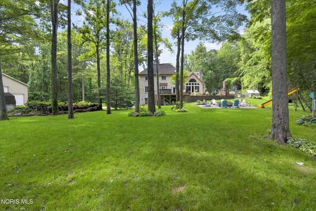 11344 Monclova Road, Monclova, OH 43542