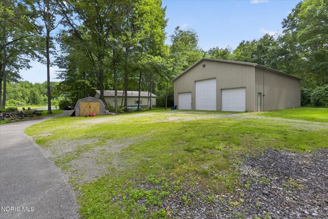 11344 Monclova Road, Monclova, OH 43542