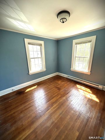 45 Melrose Avenue 2, Bridgeport, CT 06605