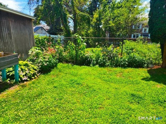 45 Melrose Avenue 2, Bridgeport, CT 06605