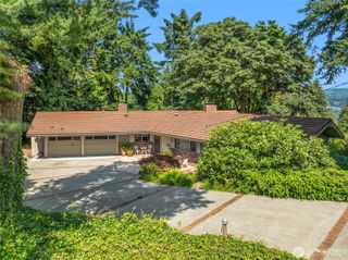 9226 SE 60th Street, Mercer Island, WA 98040