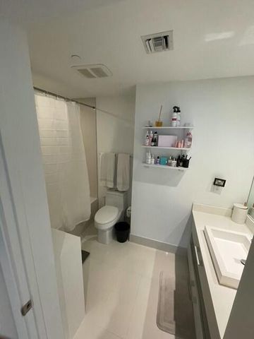 55 SW 9th Street 3209, Miami, FL 33130