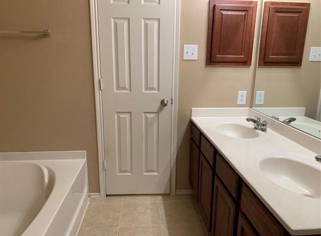 510 Indian Paintbrush, Fate, TX 75087