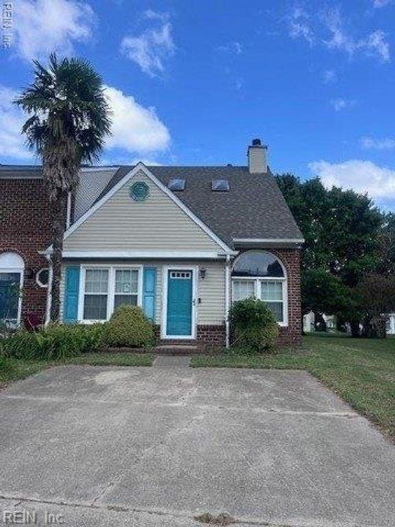 19 Lantern WAY, Portsmouth, VA 23703