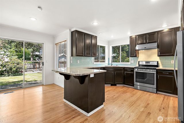 8909 172nd Street Ct E, Puyallup, WA 98375
