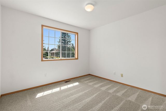 8909 172nd Street Ct E, Puyallup, WA 98375