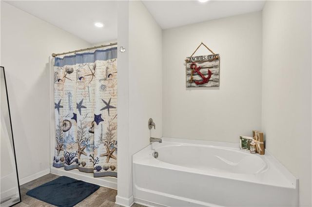 401 Hughes Lane, Pendergrass, GA 30567