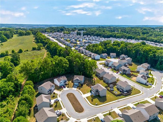 401 Hughes Lane, Pendergrass, GA 30567