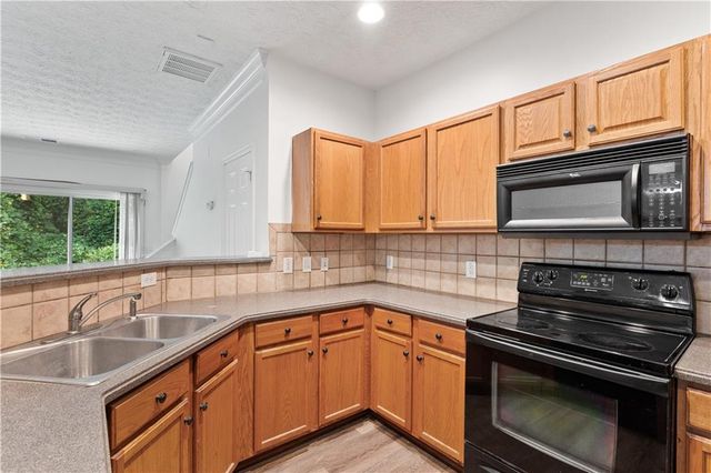 125 Ellis Drive 125, Conyers, GA 30012