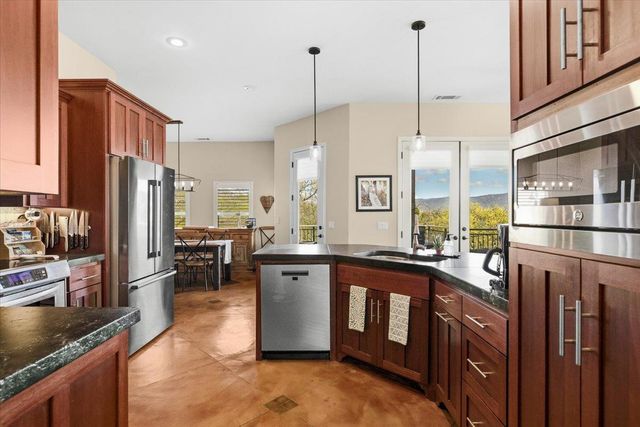 4850 Dunn Rd, Valley Springs, CA 95252