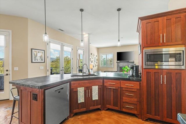 4850 Dunn Rd, Valley Springs, CA 95252