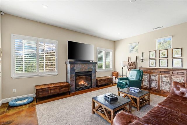 4850 Dunn Rd, Valley Springs, CA 95252