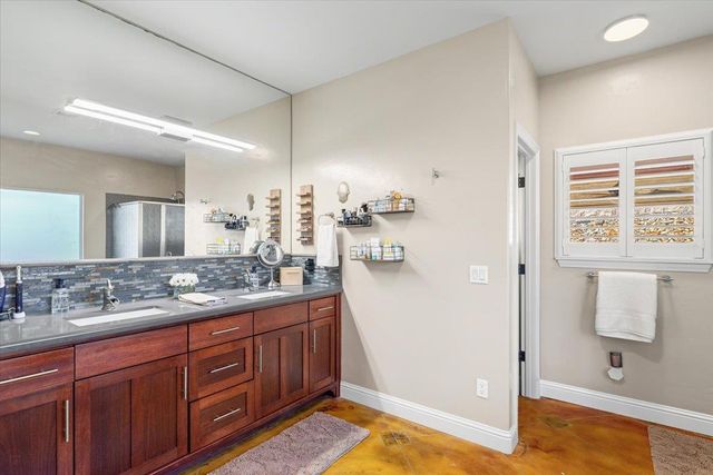 4850 Dunn Rd, Valley Springs, CA 95252