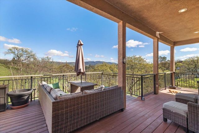 4850 Dunn Rd, Valley Springs, CA 95252