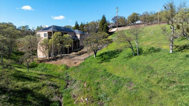 4850 Dunn Rd, Valley Springs, CA 95252