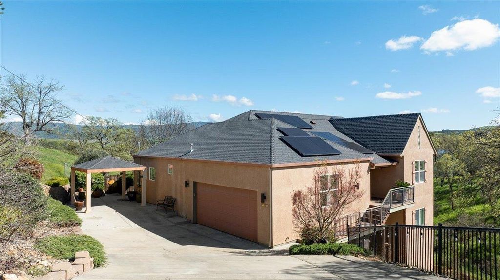 4850 Dunn Rd, Valley Springs, CA 95252