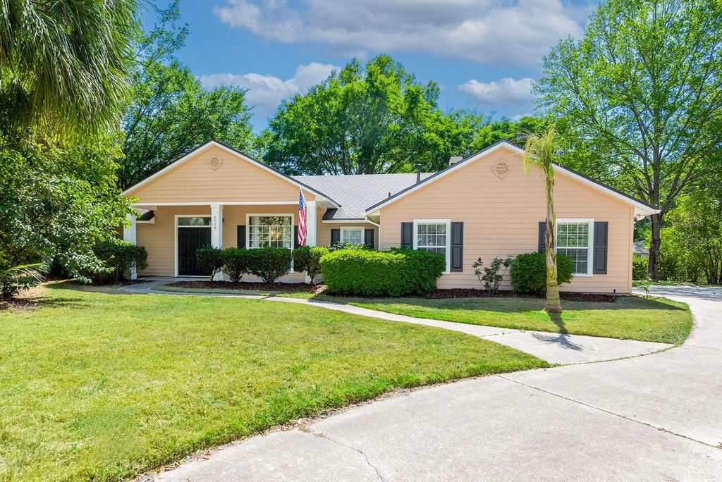 6924 SW 80TH DRIVE, Gainesville, FL 32608