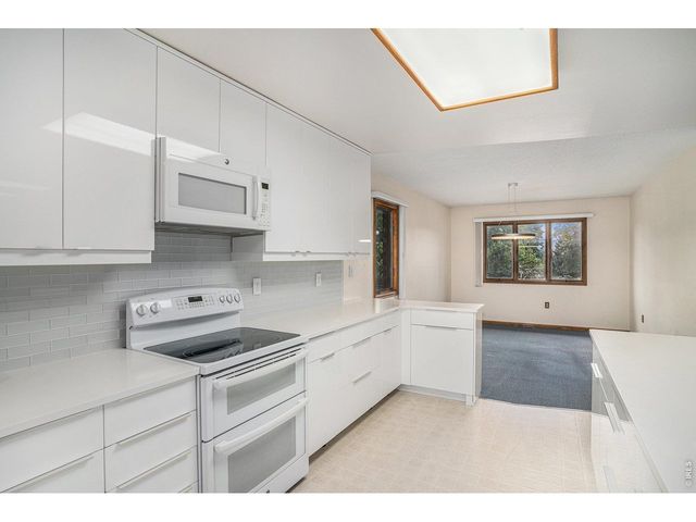 600 Collingswood Dr, Fort Collins, CO 80524