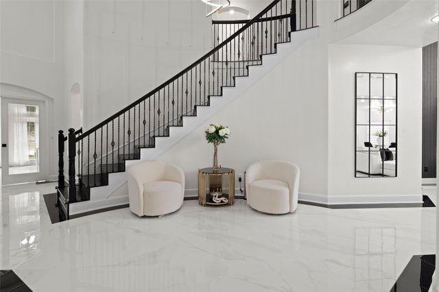 17326 Chestnut Bluff Dr, Houston, TX 77095