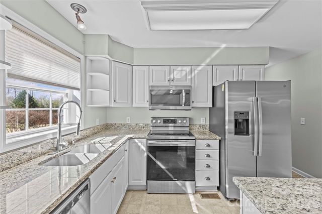 113 Heather Glen Lane, Belmont, NC 28012