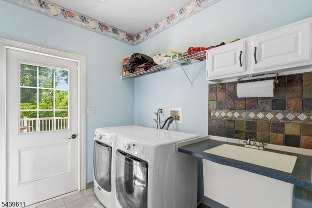 3 Culture Ct, West Amwell Twp., NJ 08530