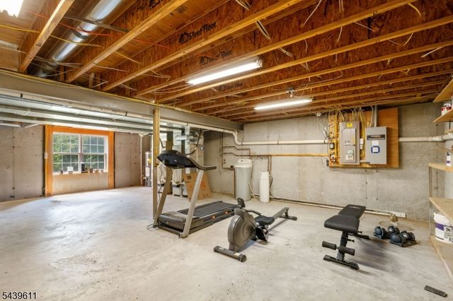 3 Culture Ct, West Amwell Twp., NJ 08530