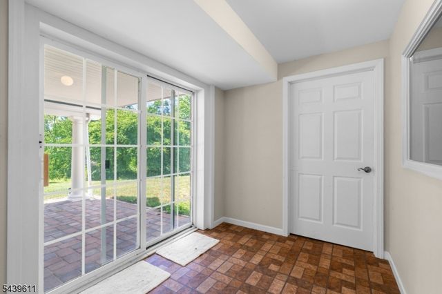 3 Culture Ct, West Amwell Twp., NJ 08530
