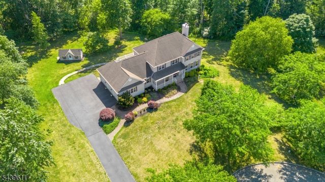 3 Culture Ct, West Amwell Twp., NJ 08530