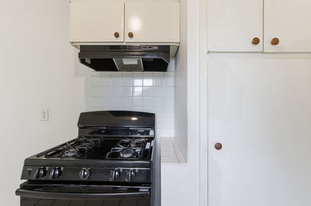 1511 E Tucker Boulevard, Arlington, TX 76010