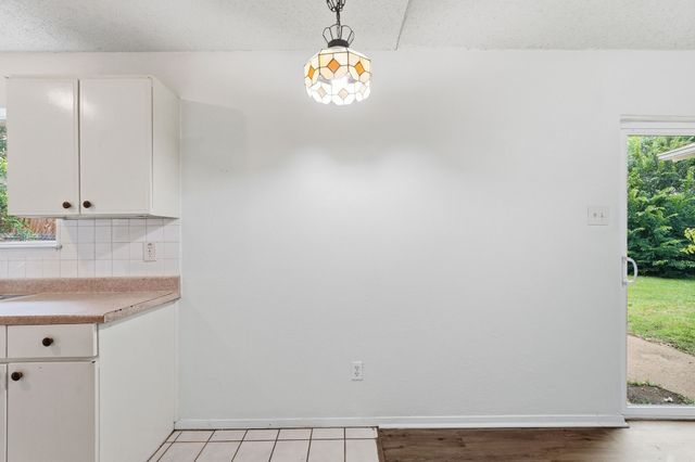 1511 E Tucker Boulevard, Arlington, TX 76010