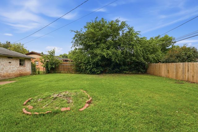 1511 E Tucker Boulevard, Arlington, TX 76010