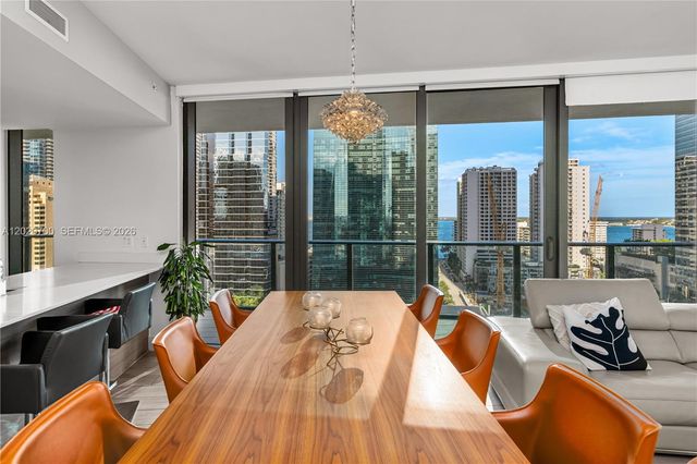1300 S Miami Ave 1405, Miami, FL 33130