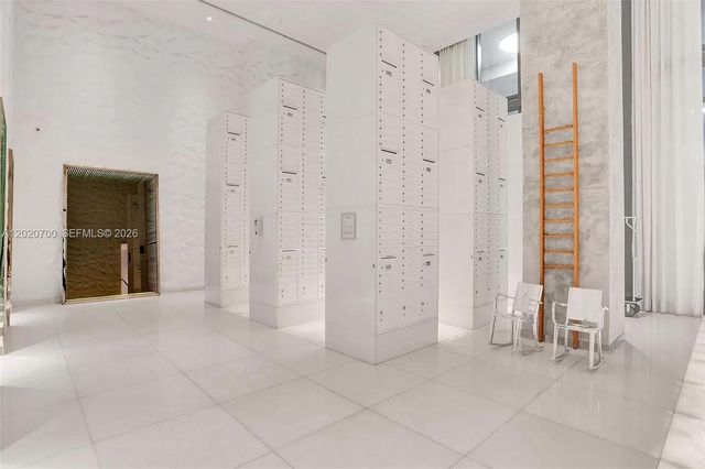 1300 S Miami Ave 1405, Miami, FL 33130