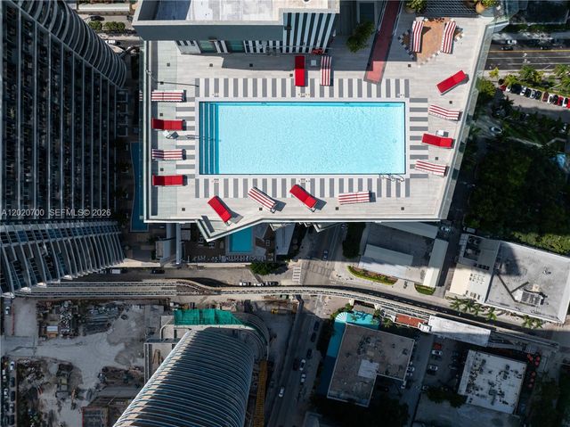 1300 S Miami Ave 1405, Miami, FL 33130