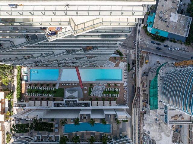 1300 S Miami Ave 1405, Miami, FL 33130