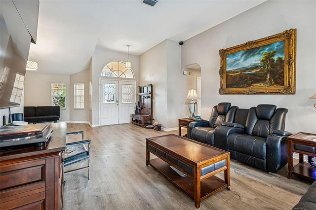 16711 LONGLEAT DRIVE, Lutz, FL 33549