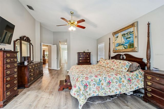 16711 LONGLEAT DRIVE, Lutz, FL 33549