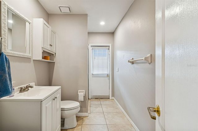 16711 LONGLEAT DRIVE, Lutz, FL 33549