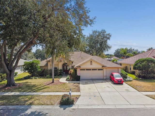 16711 LONGLEAT DRIVE, Lutz, FL 33549