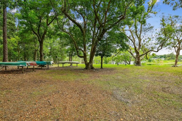 16711 LONGLEAT DRIVE, Lutz, FL 33549