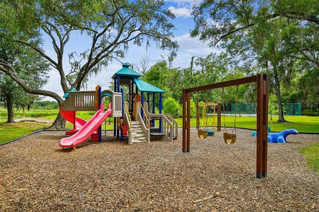 16711 LONGLEAT DRIVE, Lutz, FL 33549