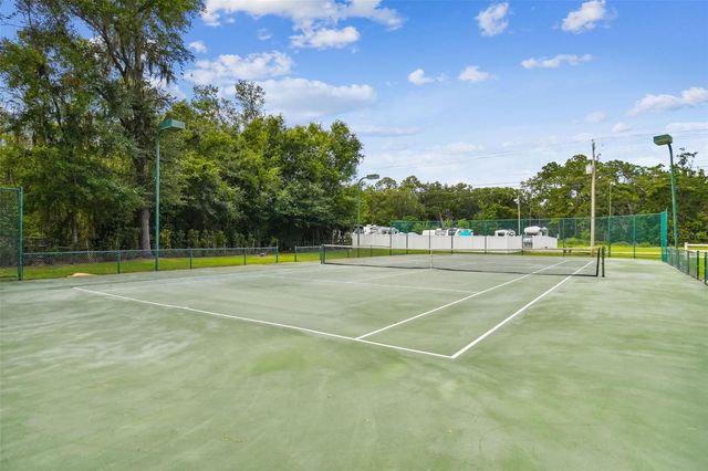 16711 LONGLEAT DRIVE, Lutz, FL 33549